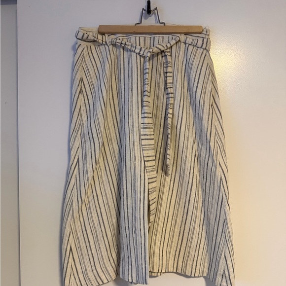 RW&CO. Cream and Black Striped A-Line Skirt - Picture 4 of 13
